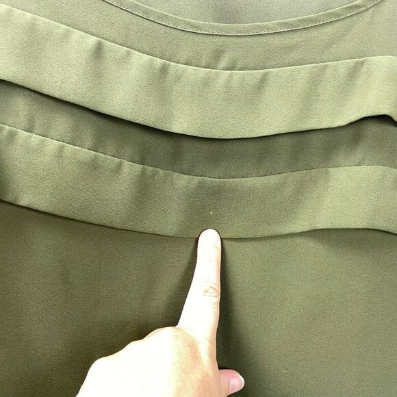 Banana Republic Small Womens Army Green Ruffle Blouse Top - Picture 3 of 7